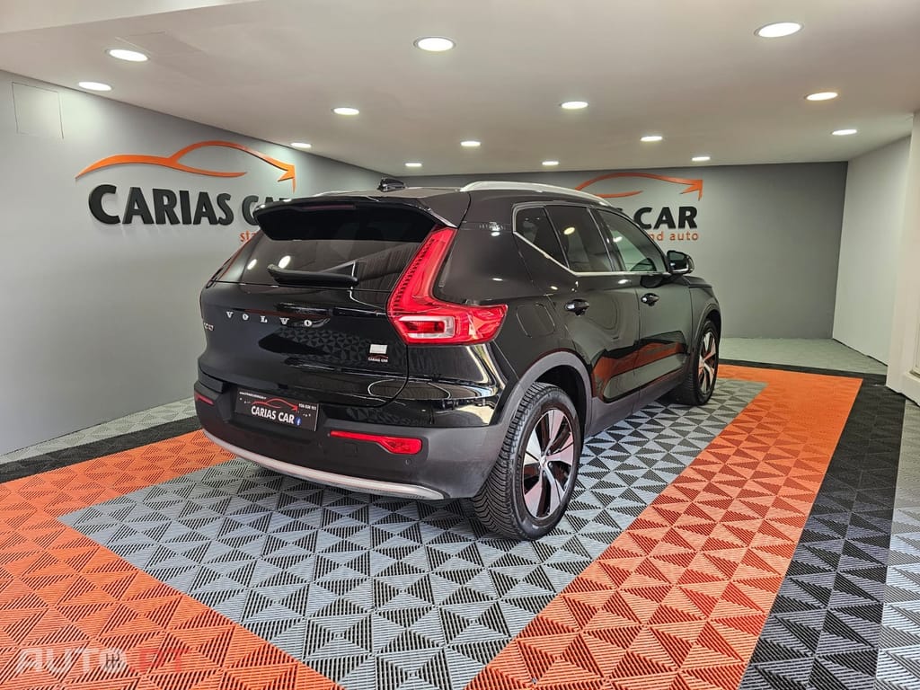 Volvo XC40 1.5 T5 PHEV Momentum Plus