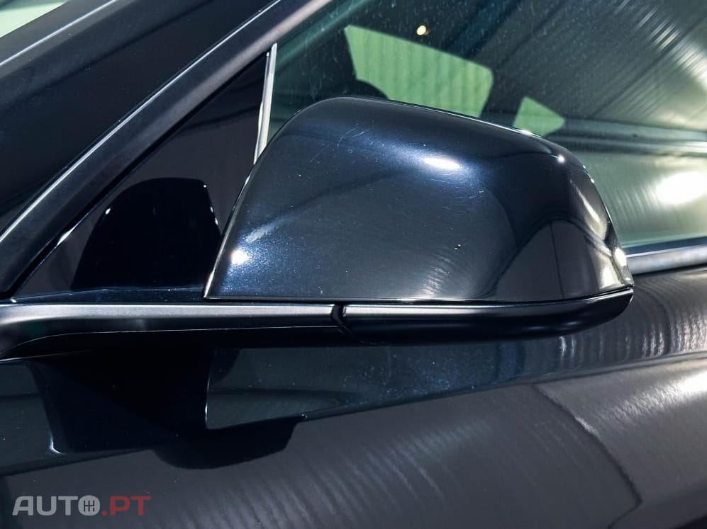Tesla Model Y Long Range Dual Motor AWD