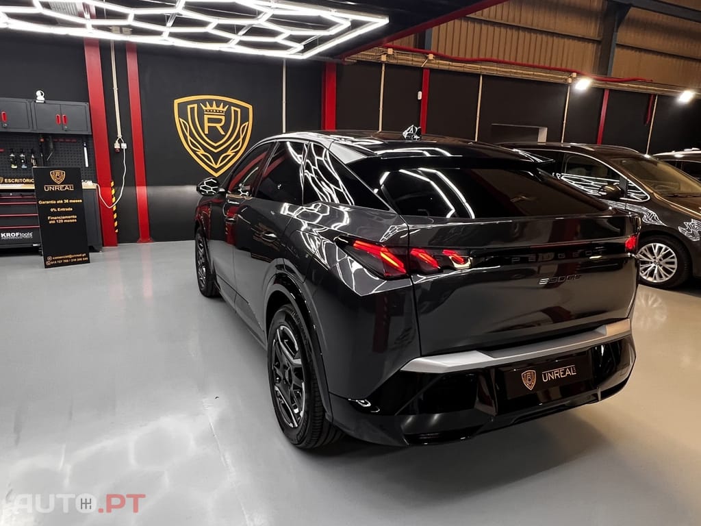 Peugeot E-3008 73 kWh GT