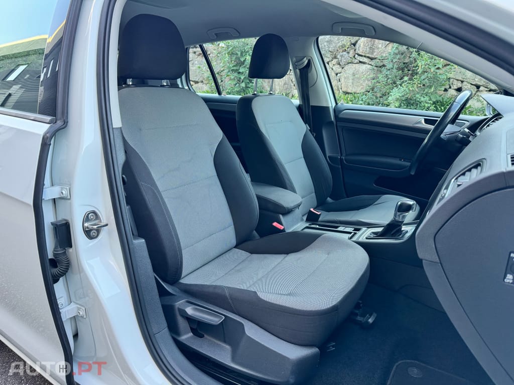 Volkswagen e-Golf AC/DC