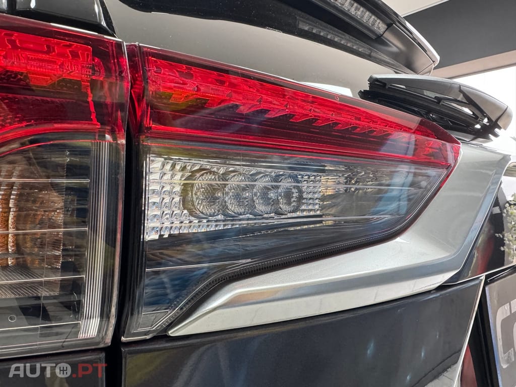 Toyota RAV4 HDF Square Collection