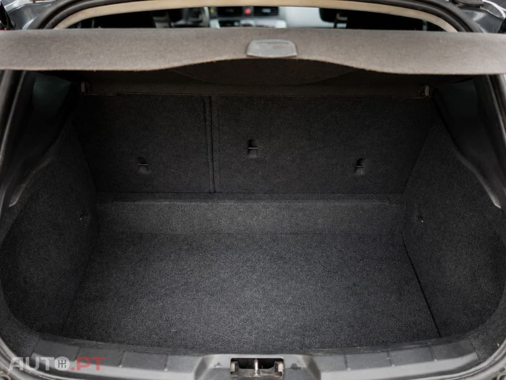 Volvo V40 1.6 D2