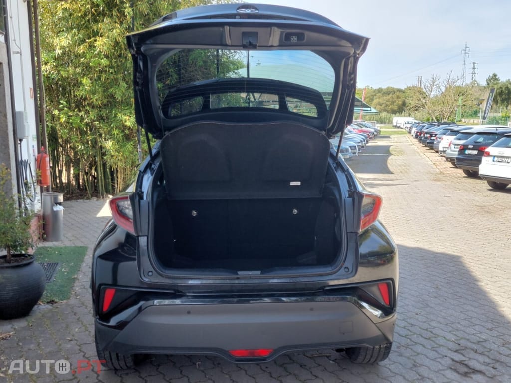 Toyota C-HR 1.8 Hybrid Exclusive