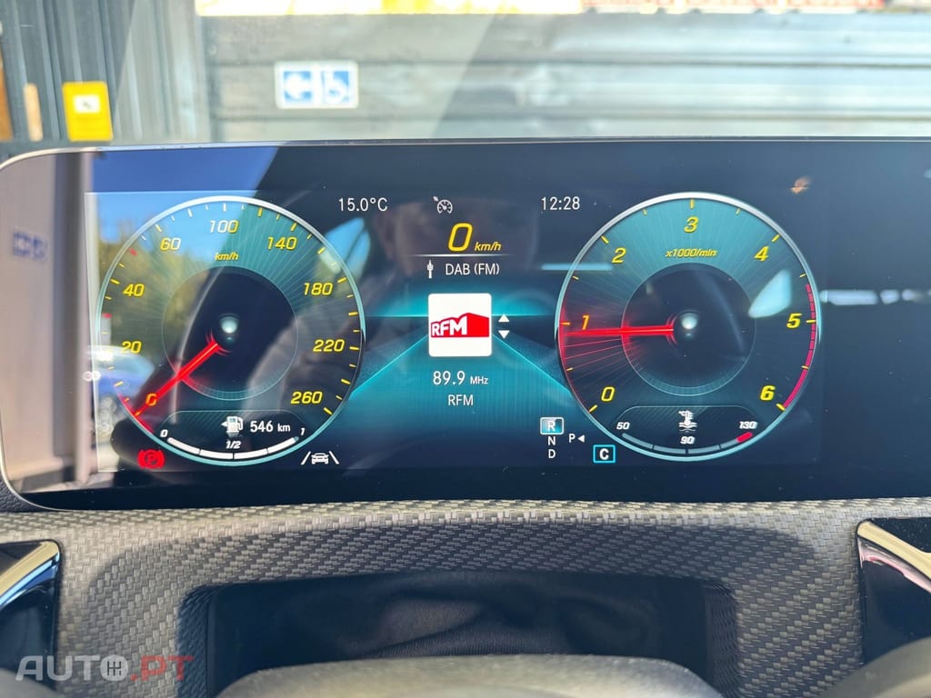 Mercedes-Benz CLA 180 d Shooting Brake 7G-DCT