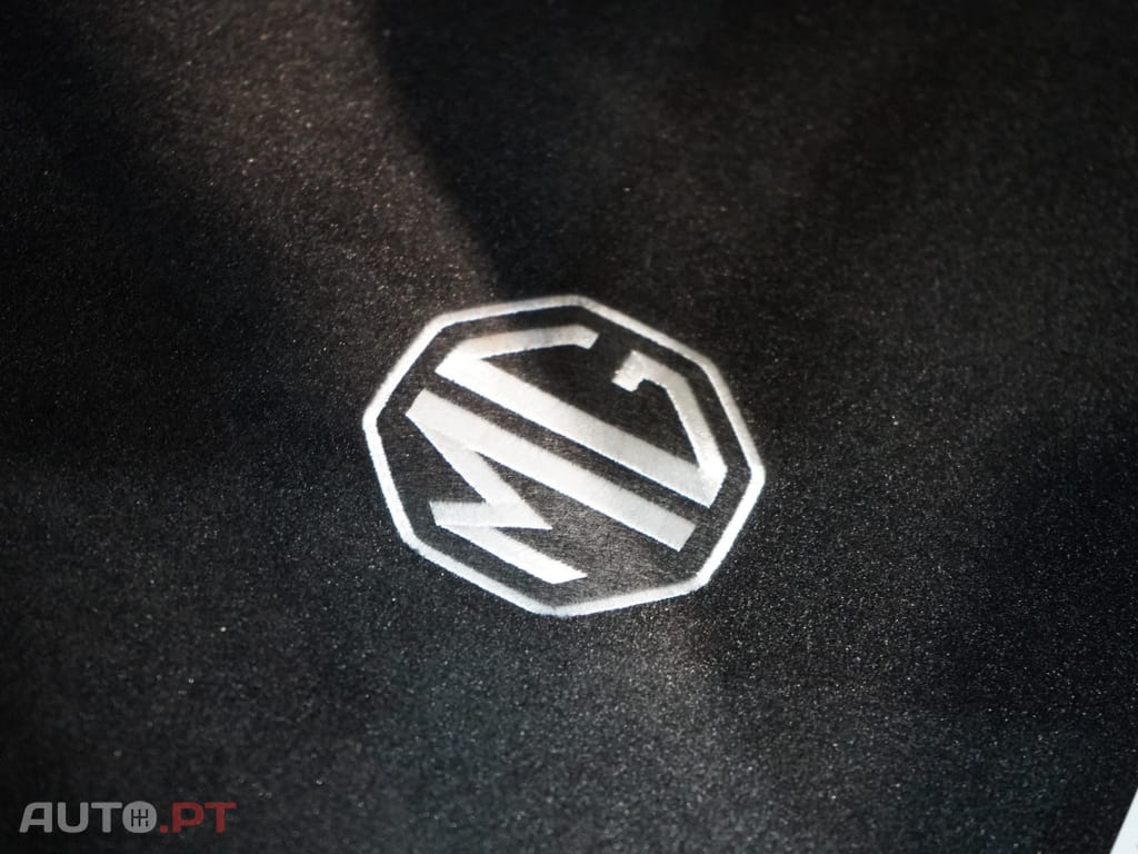 MG MG4 64 kWh Luxury