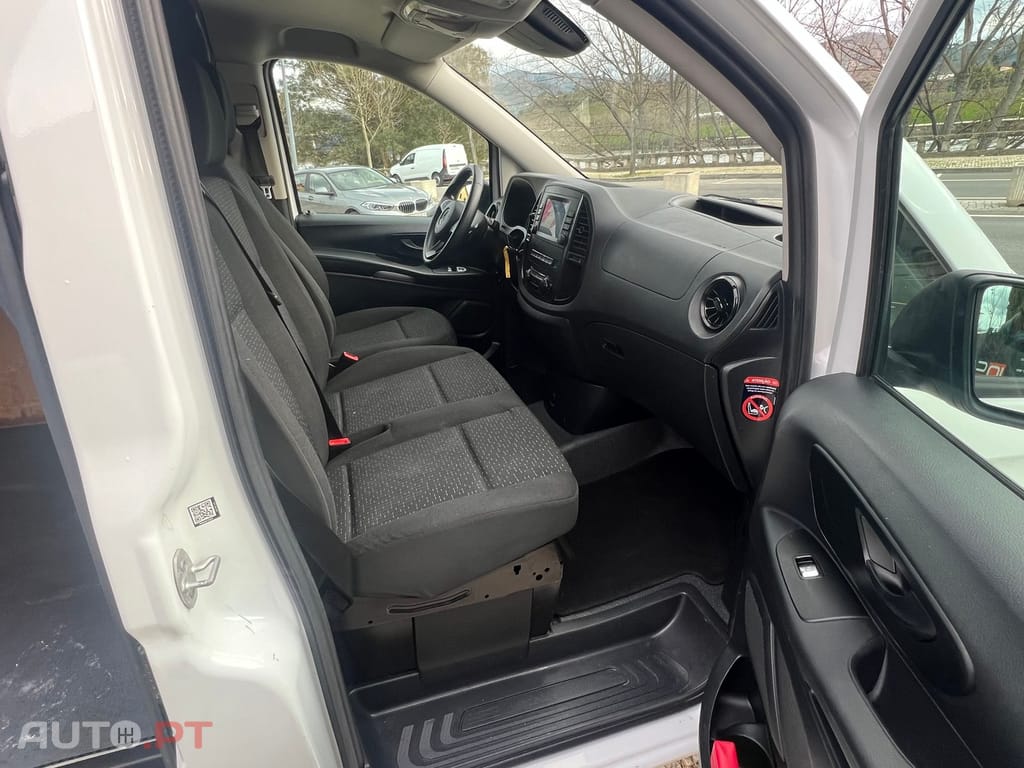 Mercedes-Benz Vito Outro