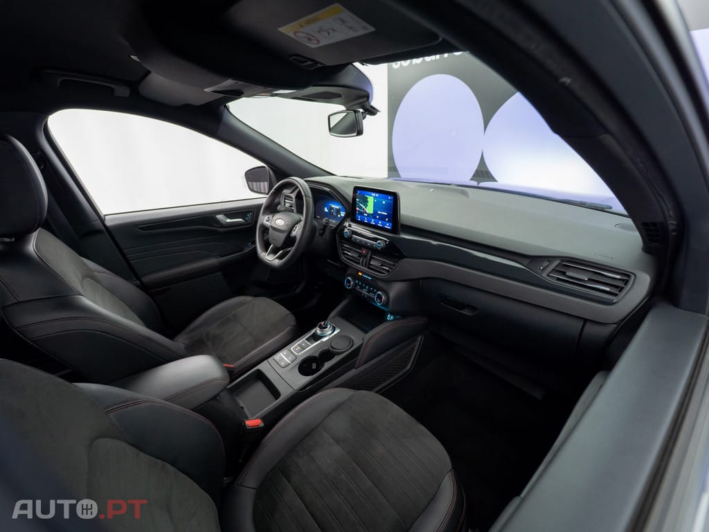 Ford Kuga 2.5 PHEV ST-Line X