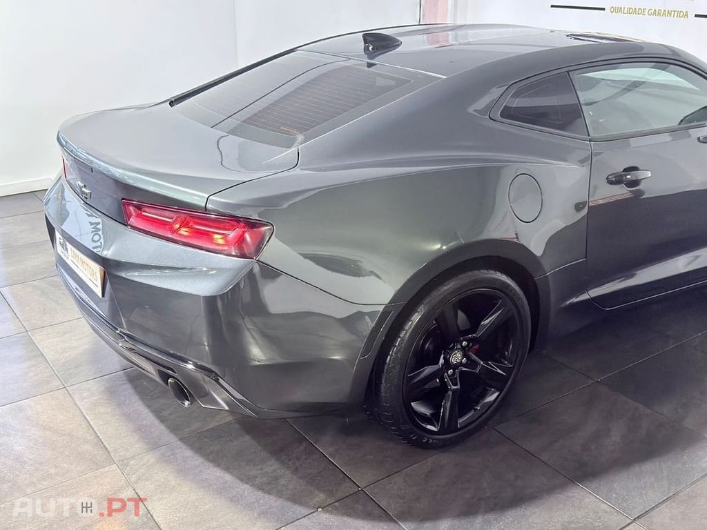 Chevrolet Camaro 2.0 Aut.