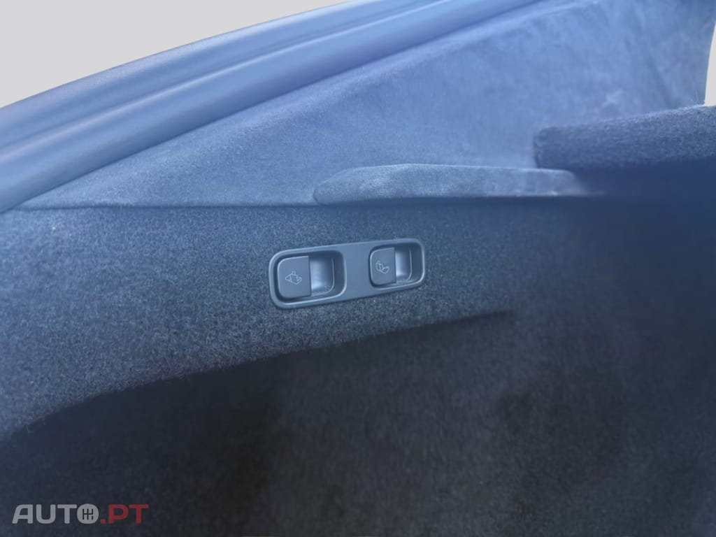 Tesla Model S I.V.A DEDUTIVEL Plaid