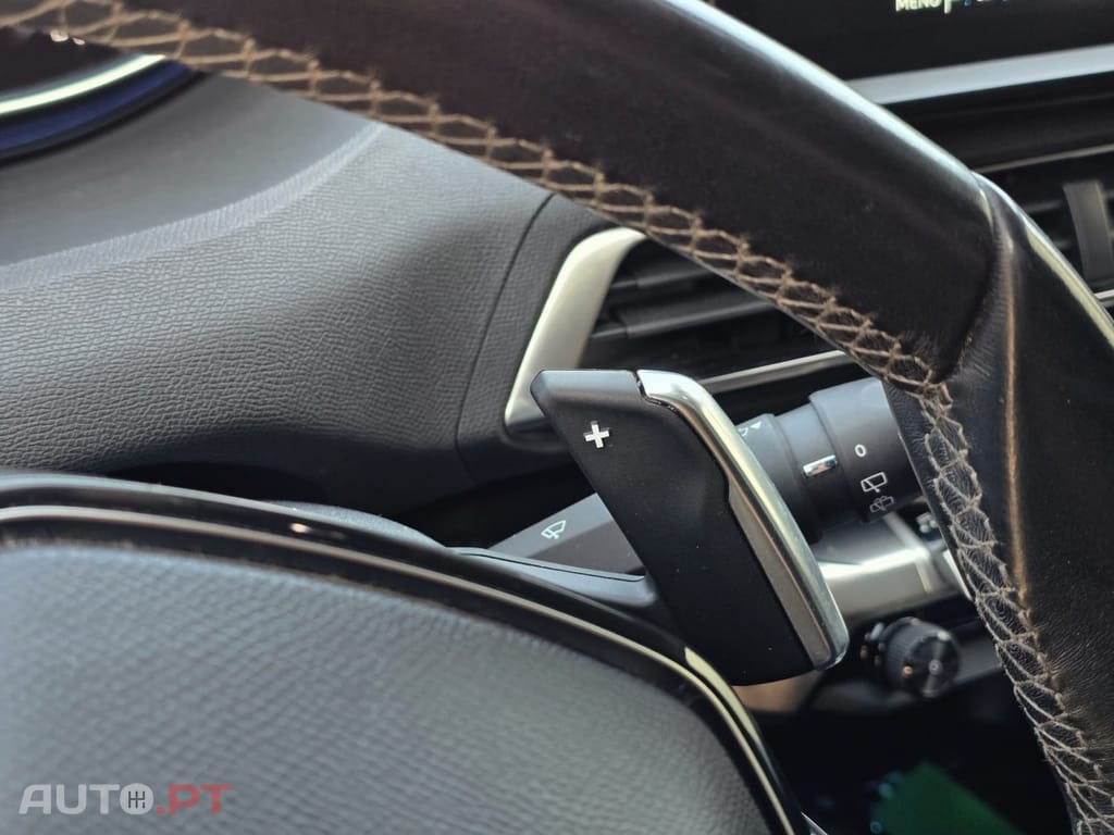 Peugeot 3008 1.5 BlueHDi Allure EAT8