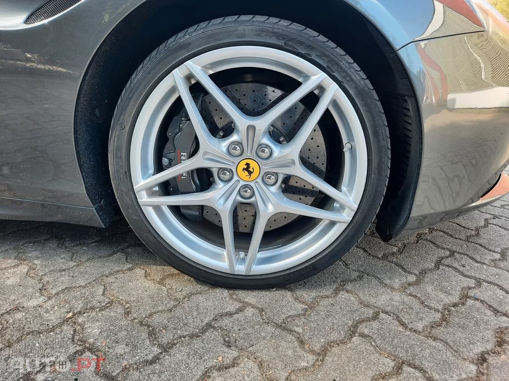 Ferrari California T