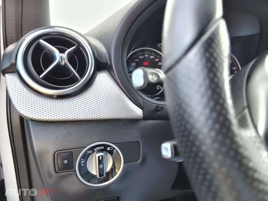 Mercedes-Benz B 180 D Avangard