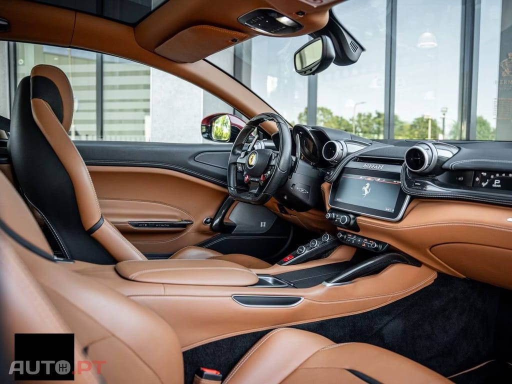 Ferrari California 4.3 V8