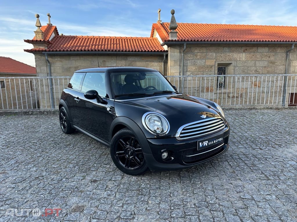 MINI Cooper Cooper D