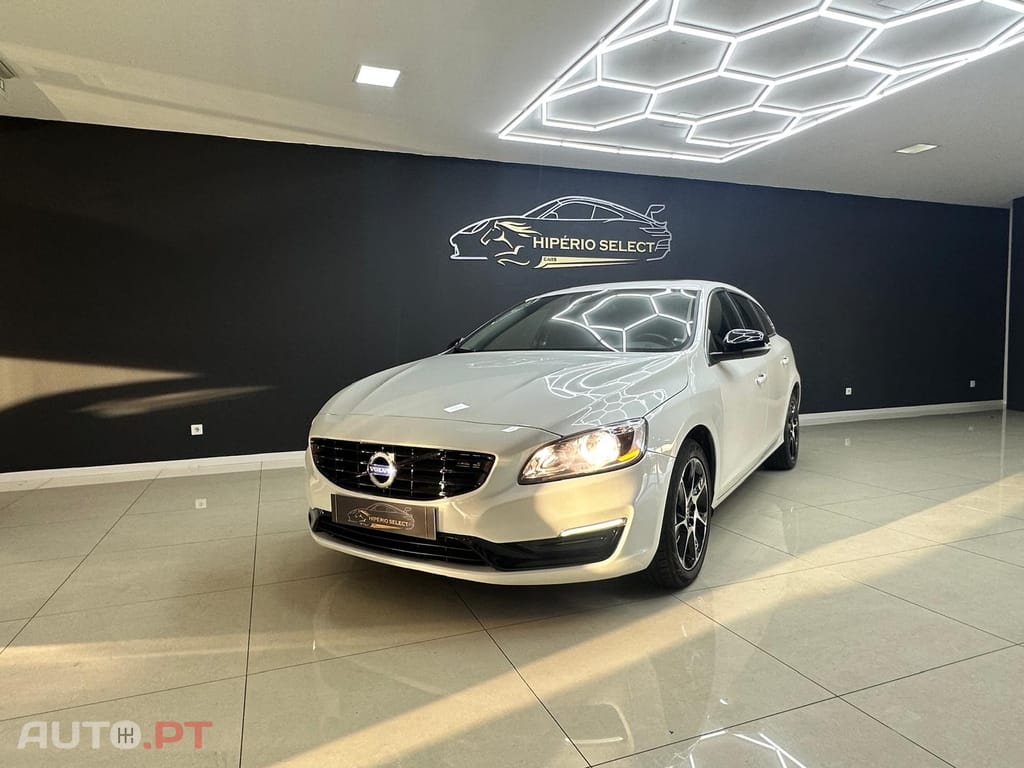 Volvo V60 2.0 D4 Momentum Eco