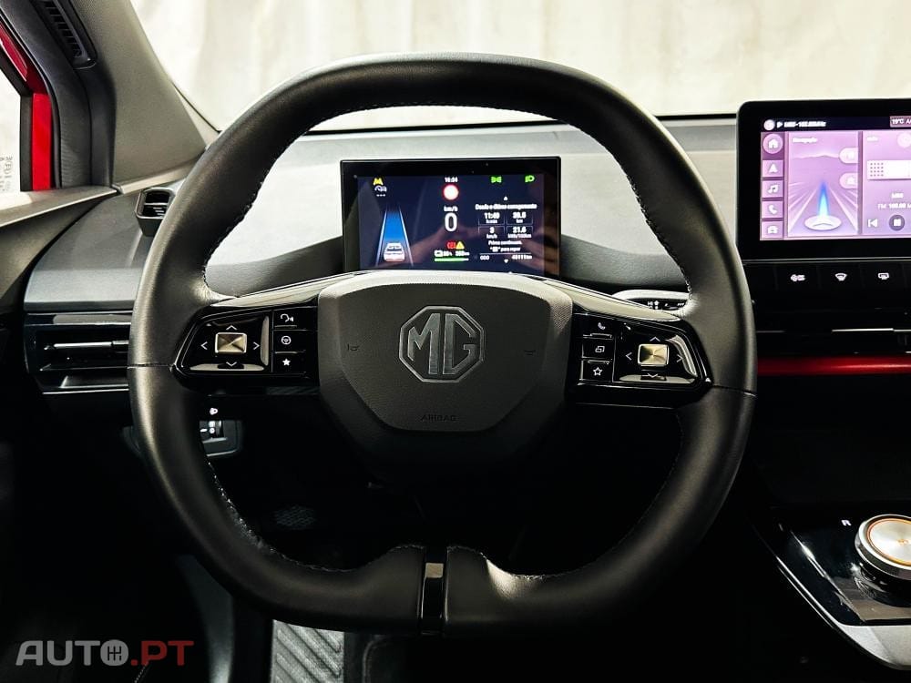 MG MG4 64 kWh Luxury