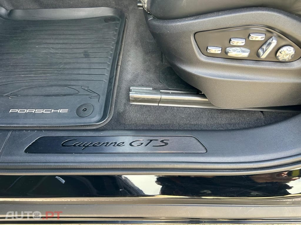 Porsche Cayenne GTS