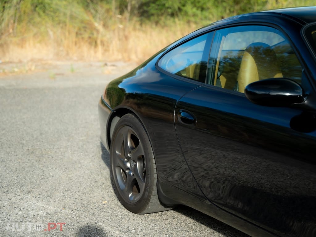 Porsche 996 Carrera