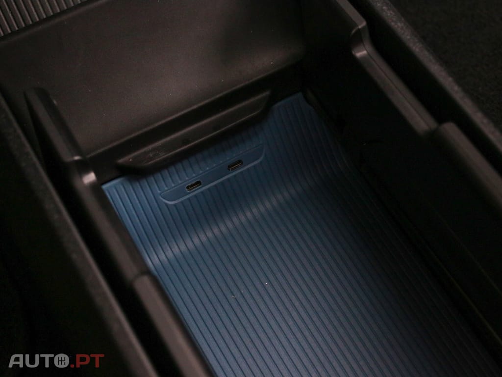 Volvo EX30 69 kWh Single Motor Extended Range Ultra