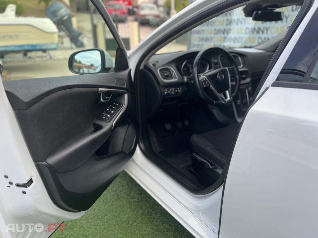 Volvo V40 2.0 D2 Kinetic