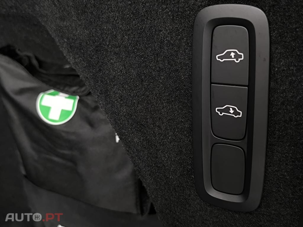 Volvo XC90 2.0 T8 PHEV Inscription Expression AWD