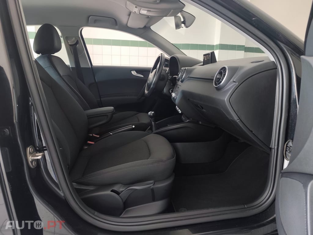 Audi A1 1.0 TFSI Design