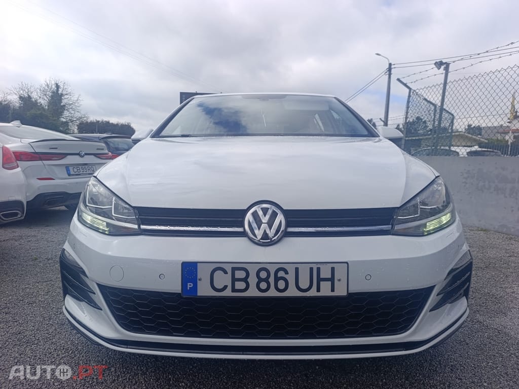 Volkswagen Golf 1.0 TSI Trendline DSG