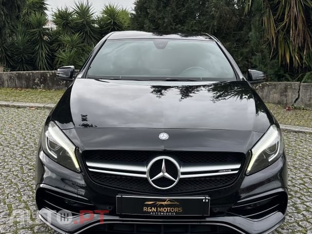 Mercedes-Benz A 45 AMG 4Matic Speedshift 7G-DCT