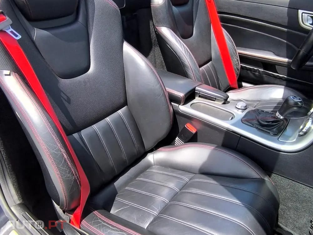Mercedes-Benz SLK 250 (BlueEFFICIENCY) 7G-TRONIC