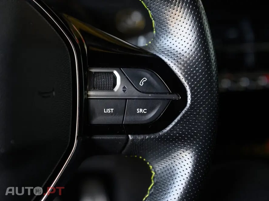 Peugeot E-2008 50 kWh GT Pack