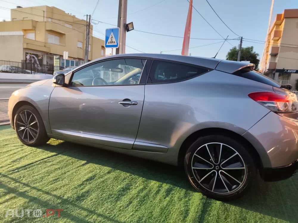 Renault Mégane Coupe 1.5 dCi Bose Edition EDC
