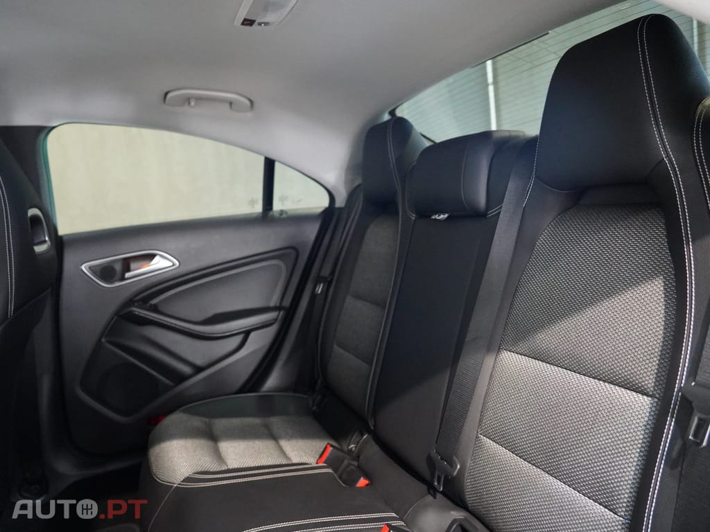 Mercedes-Benz CLA 180 d Style