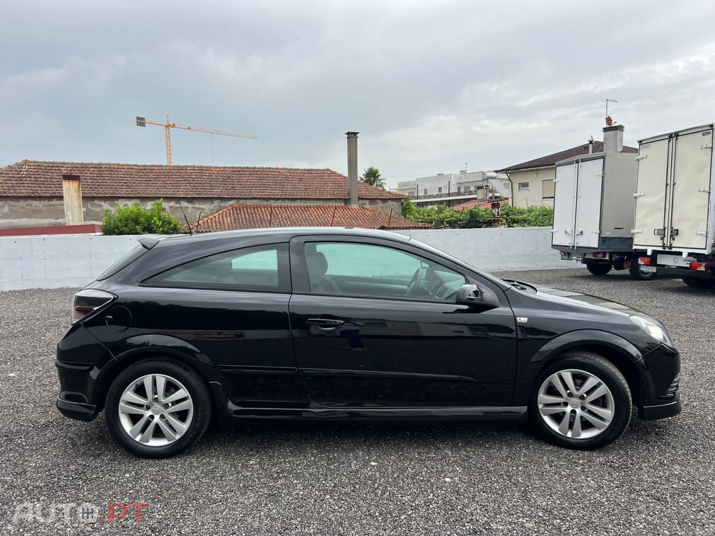 Opel Astra GTC 1.3 CDTi