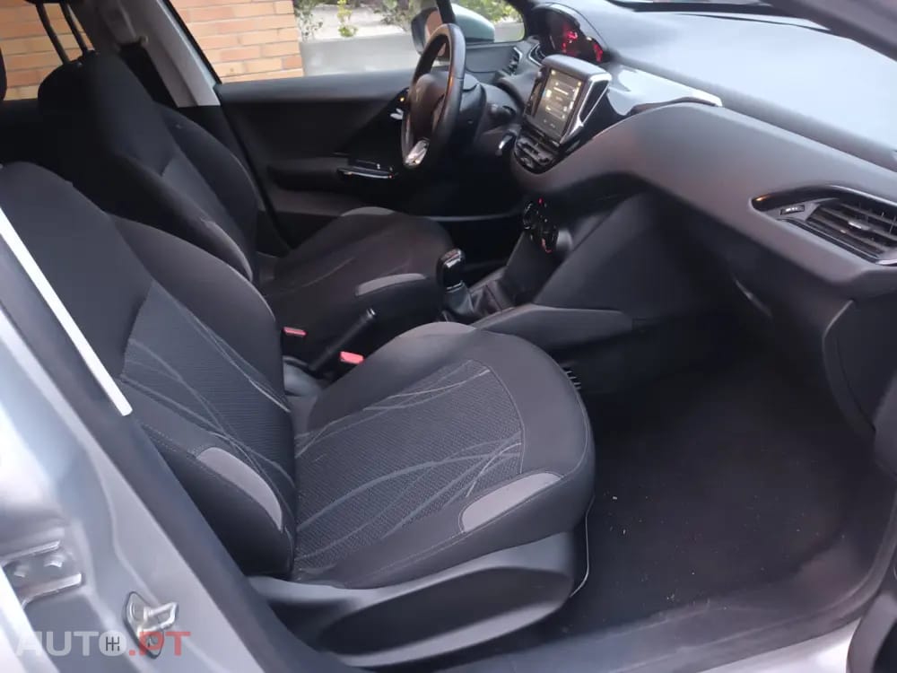 Peugeot 208 1.2 PureTech Active