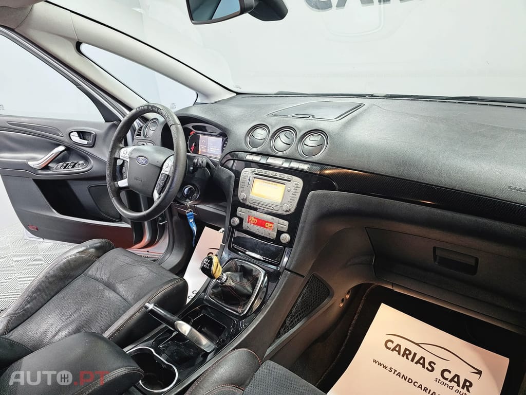 Ford S-Max 2.2 TDCi Titanium 7L