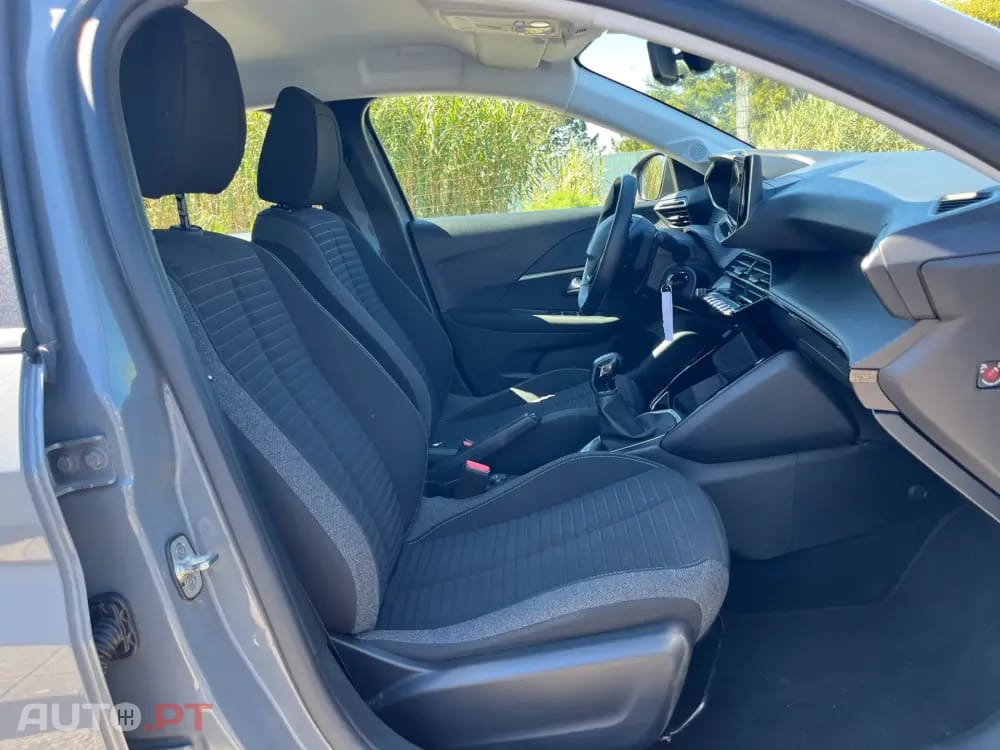 Peugeot 208 1.2 PureTech Like