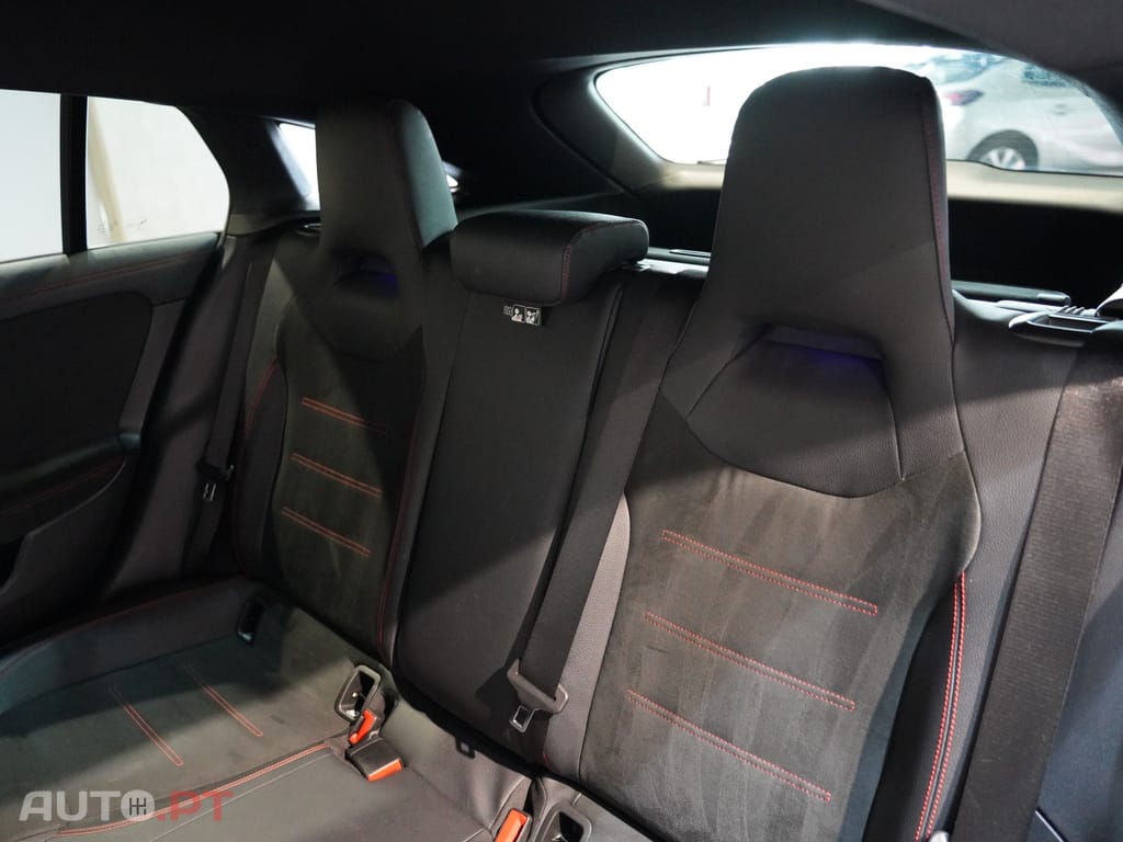 Mercedes-Benz CLA 180 AMG Shooting Brake