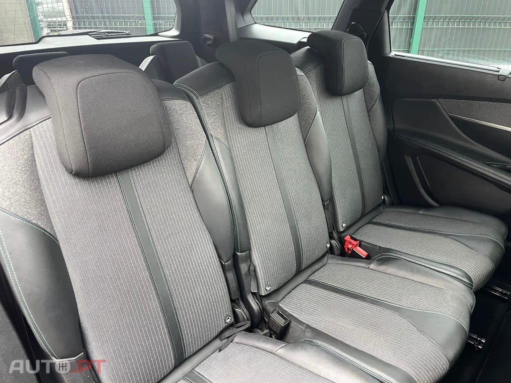 Peugeot 5008 1.5 BlueHDi Allure Pack EAT8