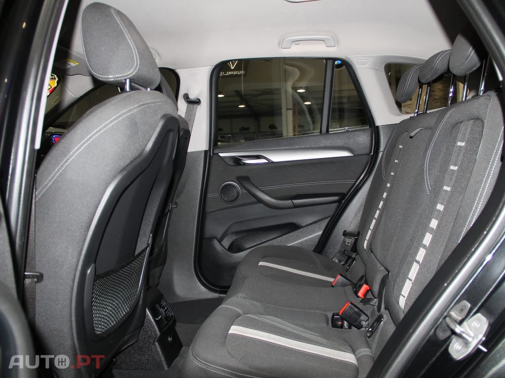 BMW X1 16 d sDrive Advantage