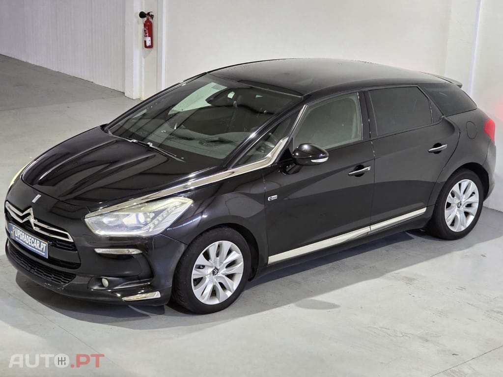 Citroen DS5 2.0 HDi Hybrid4 Sport Chic CMP6