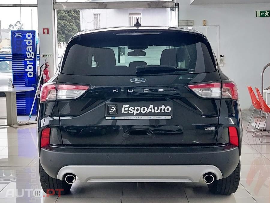 Ford Kuga 2.5 PHEV Titanium