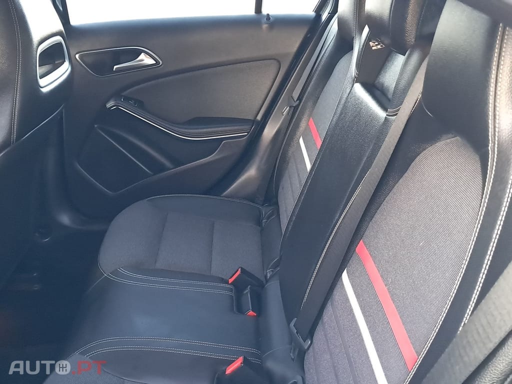 Mercedes-Benz A 180 CDI (BlueEFFICIENCY) Urban