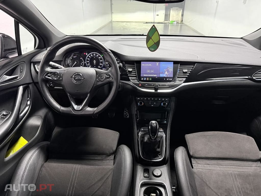 Opel Astra 1.5 D Elegance