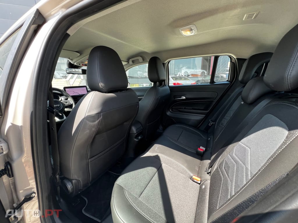 Jeep Avenger 1.2 GSE T3 Altitude
