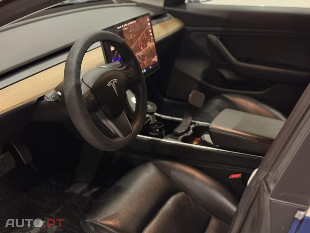 Tesla Model 3 Long-Range Dual Motor AWD