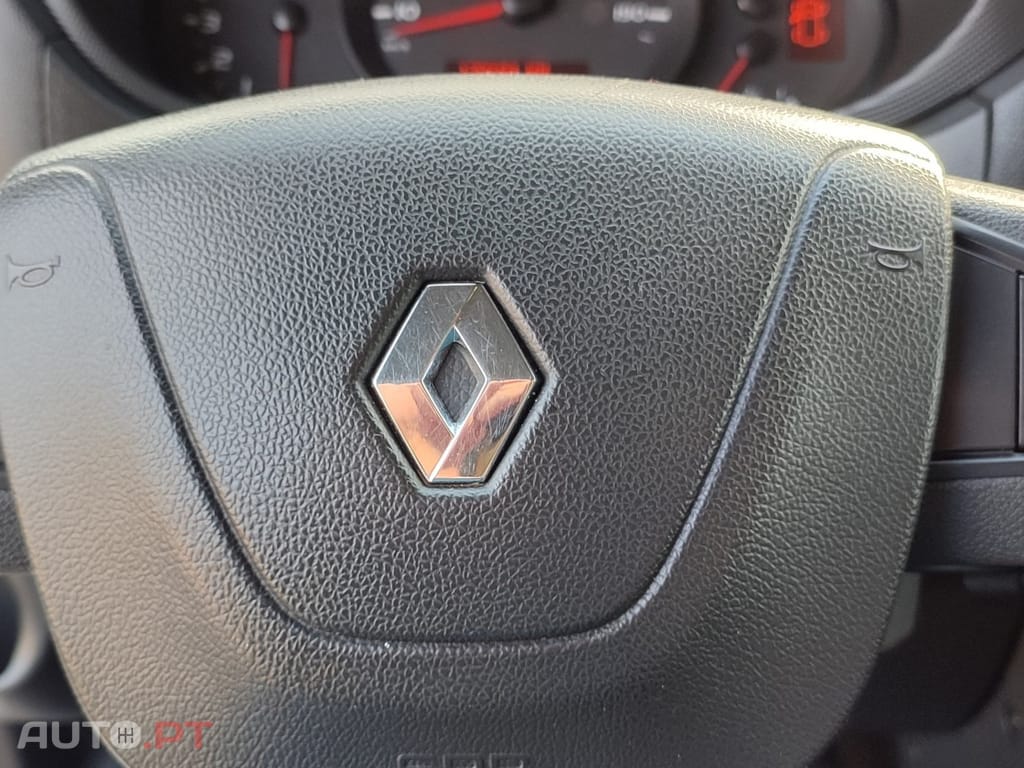 Renault Master 2.3 dCi L2H2 3.5T — fotografia 9
