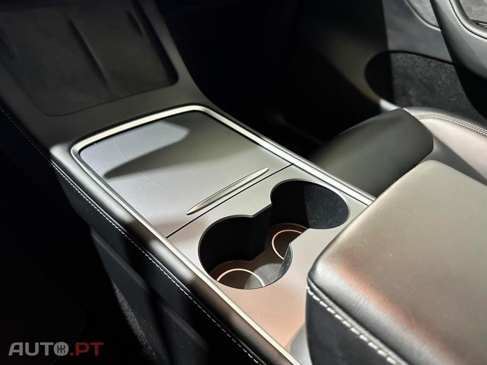 Tesla Model Y Performance Dual Motor AWD