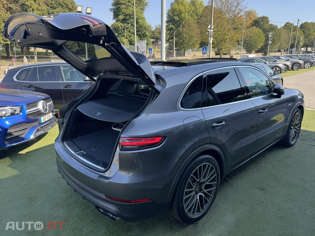 Porsche Cayenne E-Hybrid