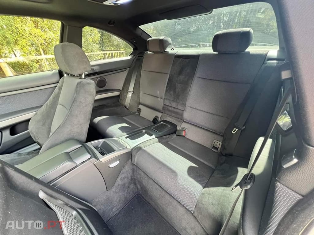 BMW 320 d Coupe Edição M Auto