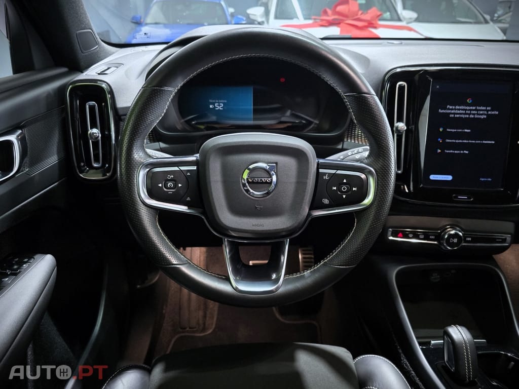 Volvo XC40 P8 AWD Recharge RDesign